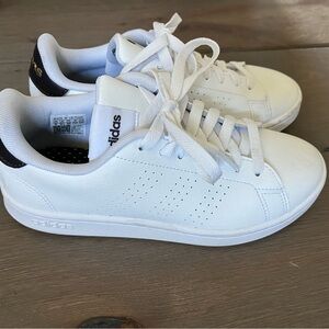 Adidas Women’s size 5